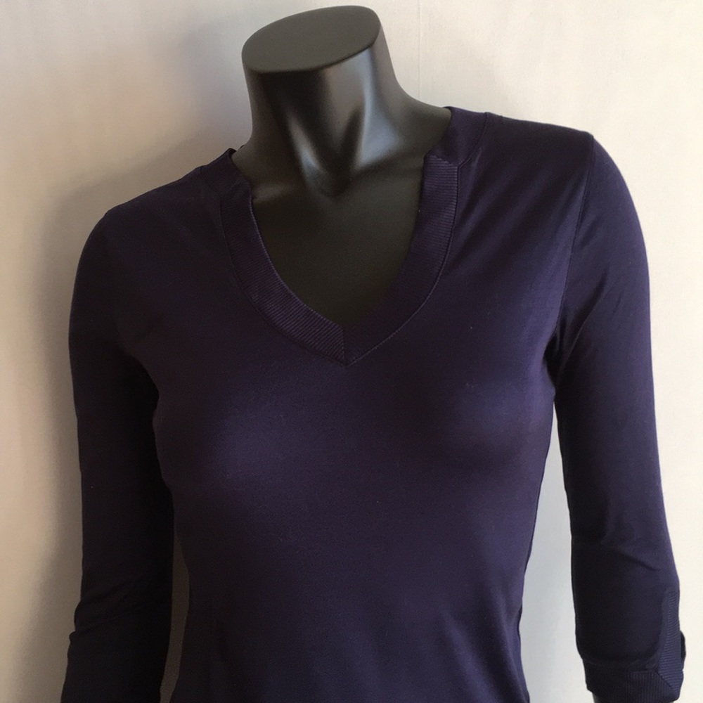 BROOKS BROTHERS WOMENS 3/4 SLEEVE TOP V CUT NECK
